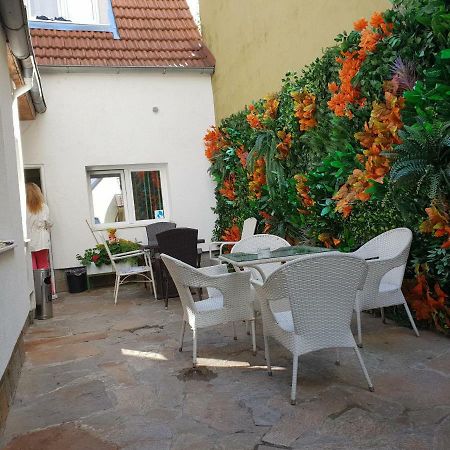 Pension Haus Baron 2 Friedrichsfeld Edingen-Neckarhausen Exteriör bild