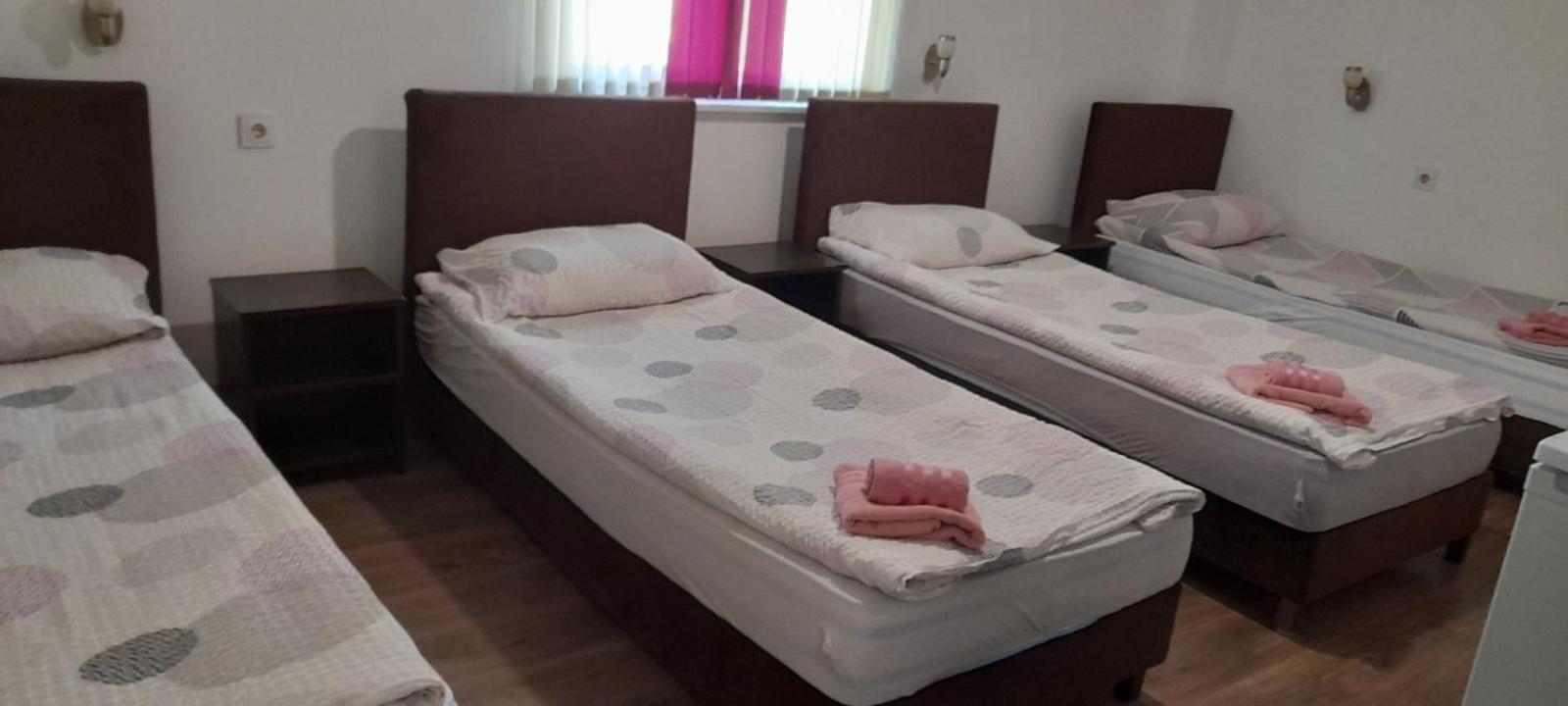 Pension Haus Baron 2 Friedrichsfeld Edingen-Neckarhausen Exteriör bild