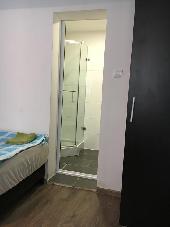 Pension Haus Baron 2 Friedrichsfeld Edingen-Neckarhausen Exteriör bild