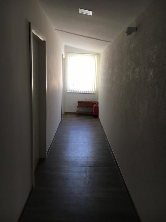 Pension Haus Baron 2 Friedrichsfeld Edingen-Neckarhausen Exteriör bild