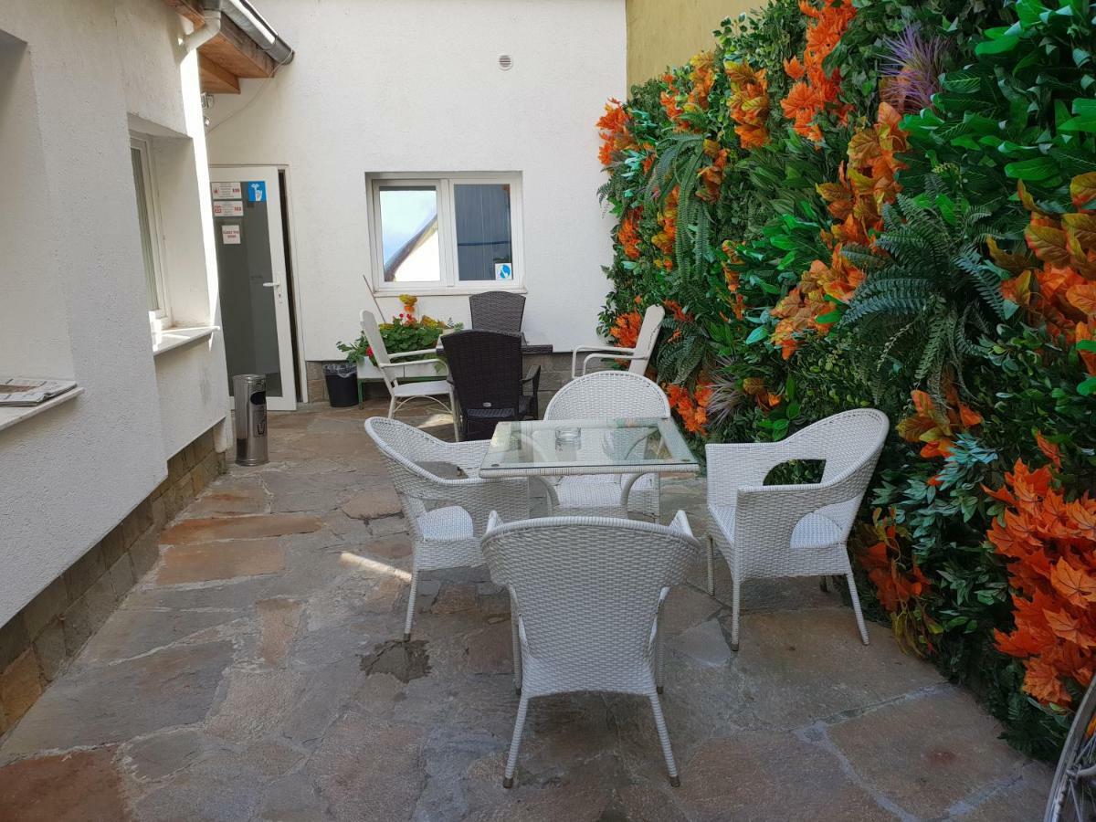 Pension Haus Baron 2 Friedrichsfeld Edingen-Neckarhausen Exteriör bild